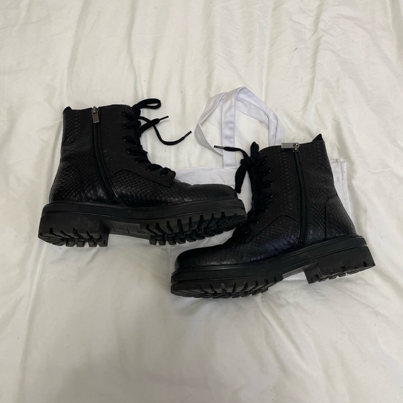 Rule London Leather Chunky Lace Up Boots Size 8 - Picture 1 of 11